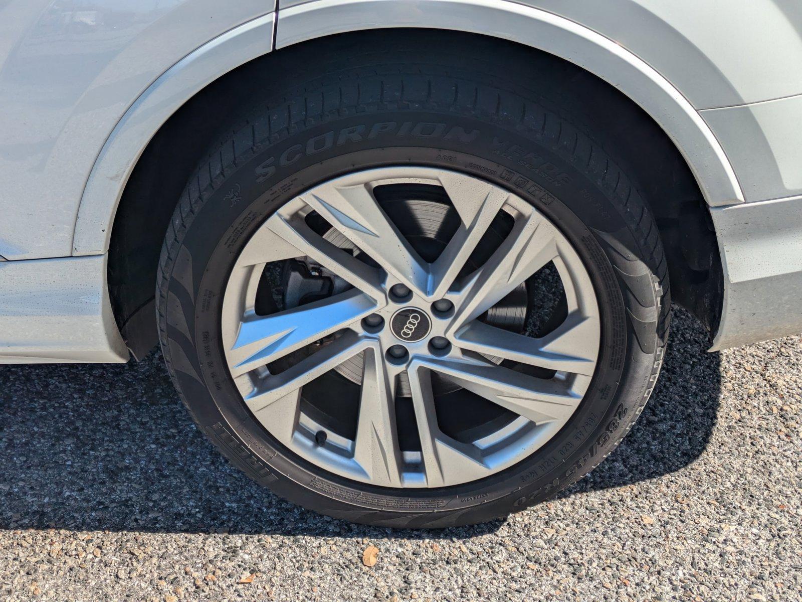 2021 Audi Q7 Vehicle Photo in Sarasota, FL 34231