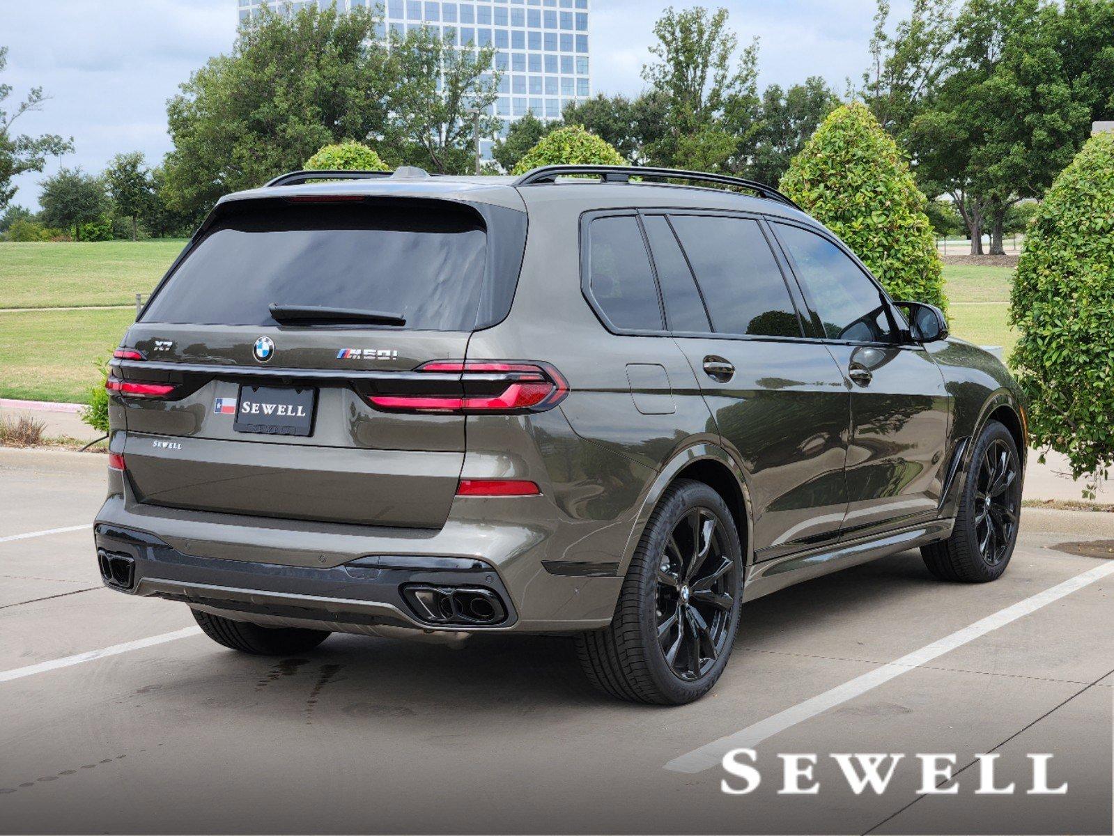 2025 BMW X7 M60i Vehicle Photo in PLANO, TX 75024