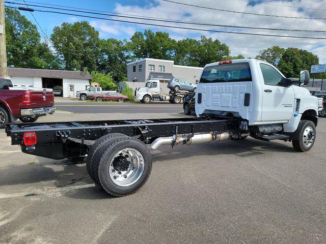 2024 Chevrolet Silverado 6500 HD Vehicle Photo in DANBURY, CT 06810-5034