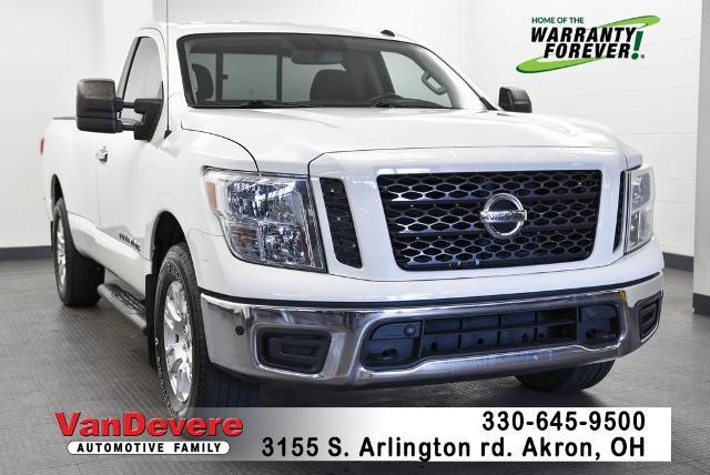 2019 Nissan Titan Vehicle Photo in Akron, OH 44312