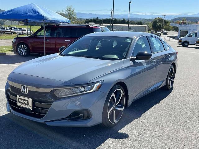 2022 Honda Accord Sedan Vehicle Photo in ALCOA, TN 37701-3235