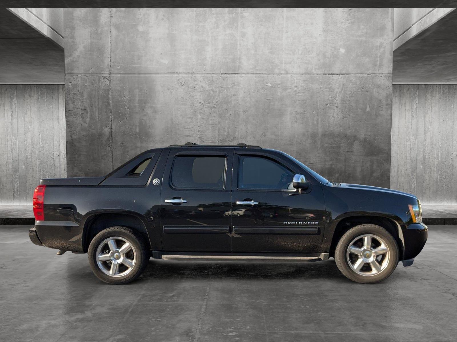 2013 Chevrolet Avalanche Vehicle Photo in Sanford, FL 32771