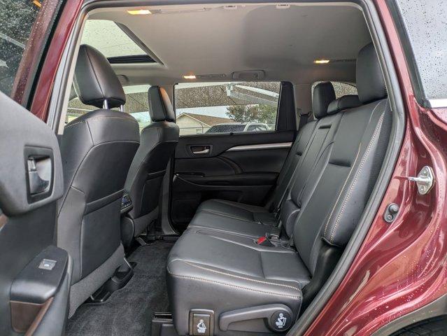 2019 Toyota Highlander Vehicle Photo in SELMA, TX 78154-1459