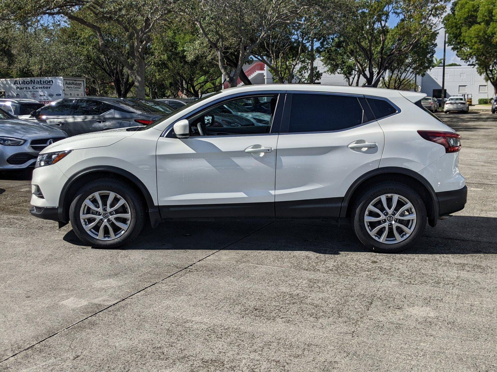 2021 Nissan Rogue Sport Vehicle Photo in Pembroke Pines , FL 33084