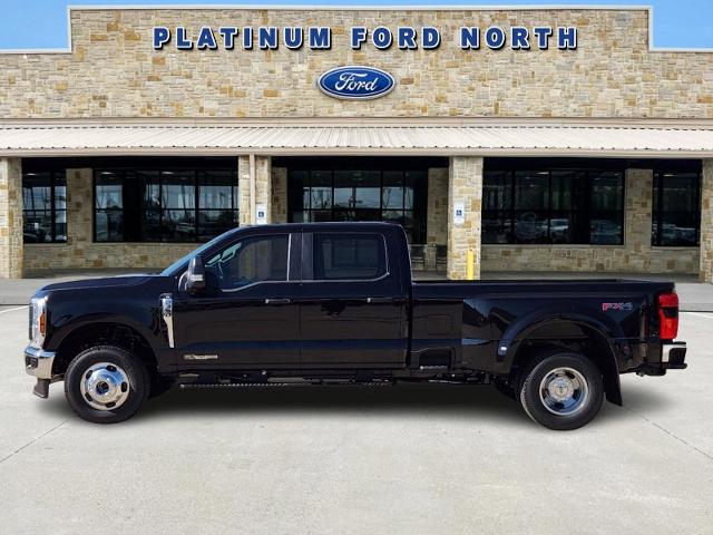 2024 Ford Super Duty F-350 DRW Vehicle Photo in Pilot Point, TX 76258