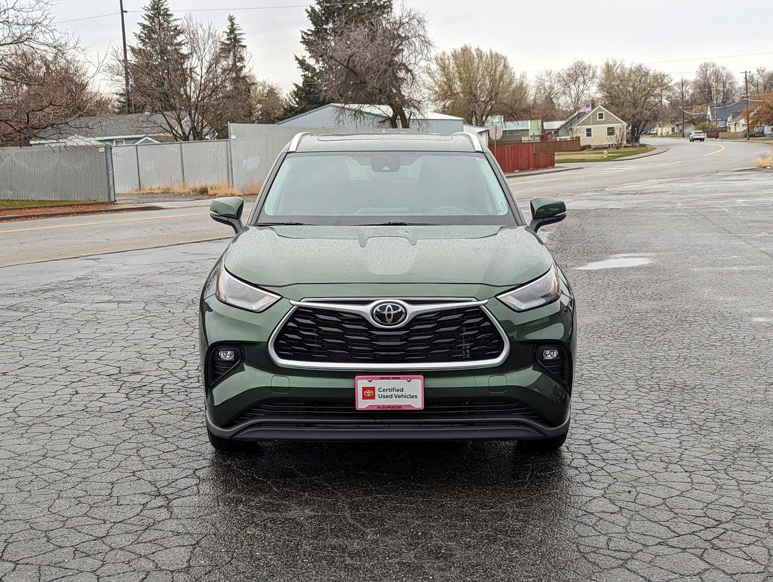 2024 Toyota Highlander Vehicle Photo in Spokane Valley, WA 99212