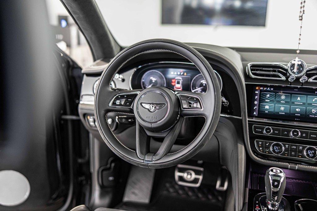 2022 Bentley Bentayga Vehicle Photo in Saint Charles, IL 60174