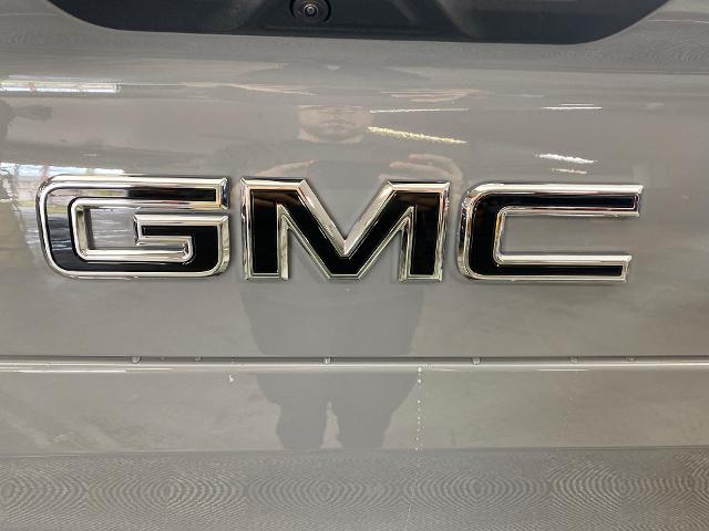 2024 GMC Sierra EV Vehicle Photo in ALLIANCE, OH 44601-4622