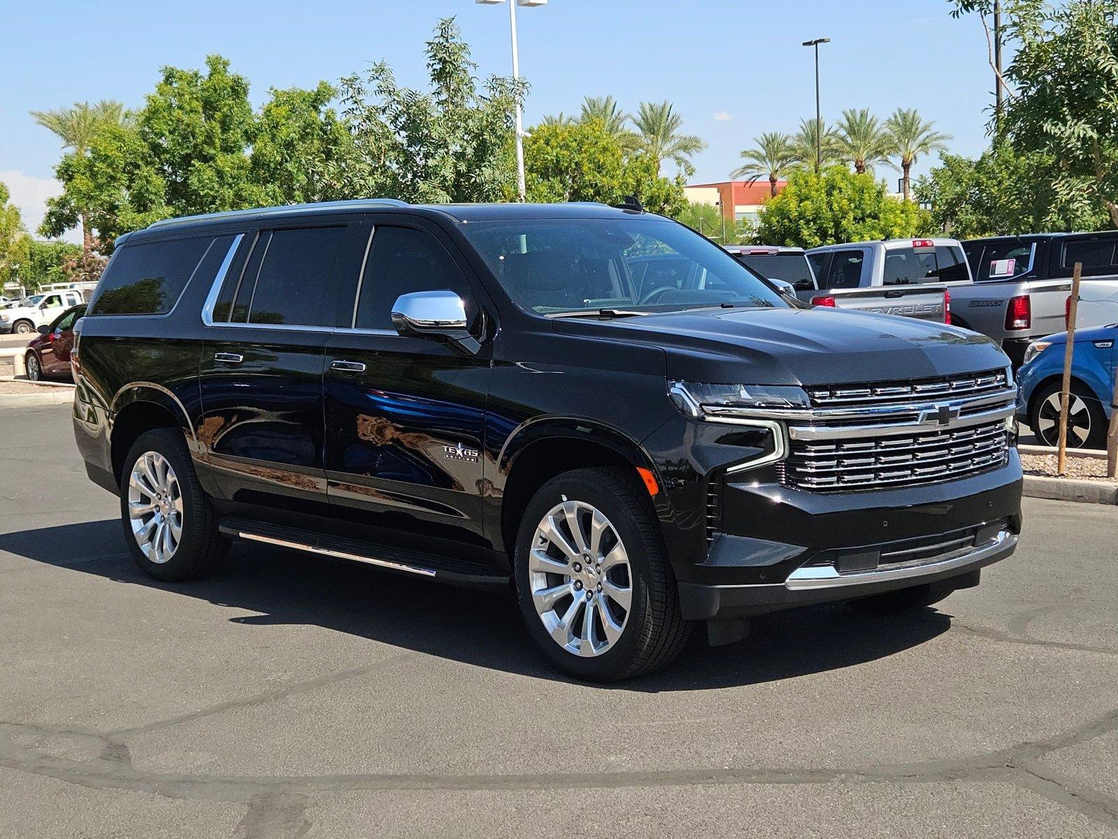 2024 Chevrolet Suburban Vehicle Photo in GILBERT, AZ 85297-0446