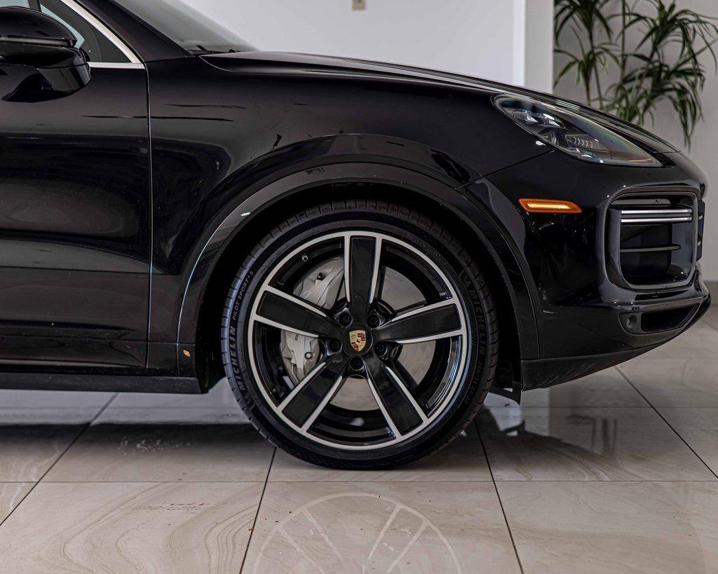 2020 Porsche Cayenne Vehicle Photo in Saint Charles, IL 60174