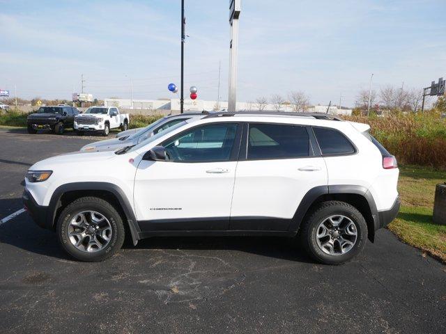 Used 2019 Jeep Cherokee Trailhawk with VIN 1C4PJMBN1KD487460 for sale in Forest Lake, Minnesota