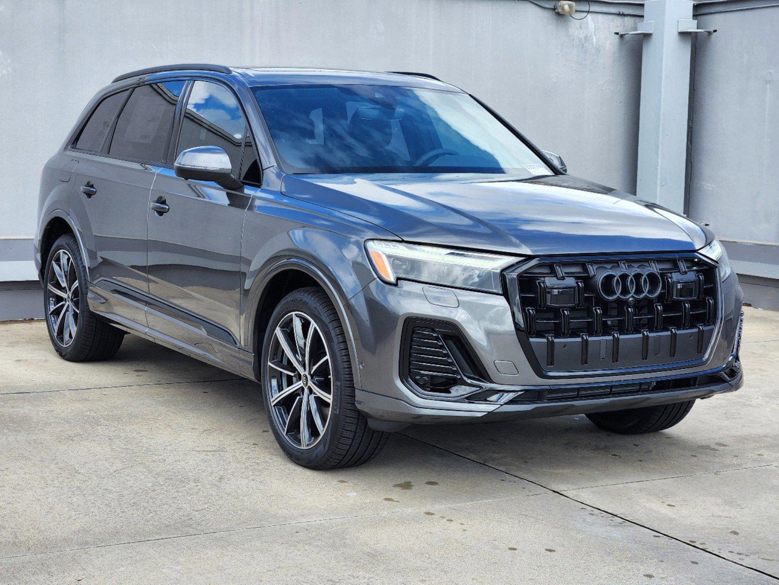 2025 Audi Q7 Vehicle Photo in SUGAR LAND, TX 77478