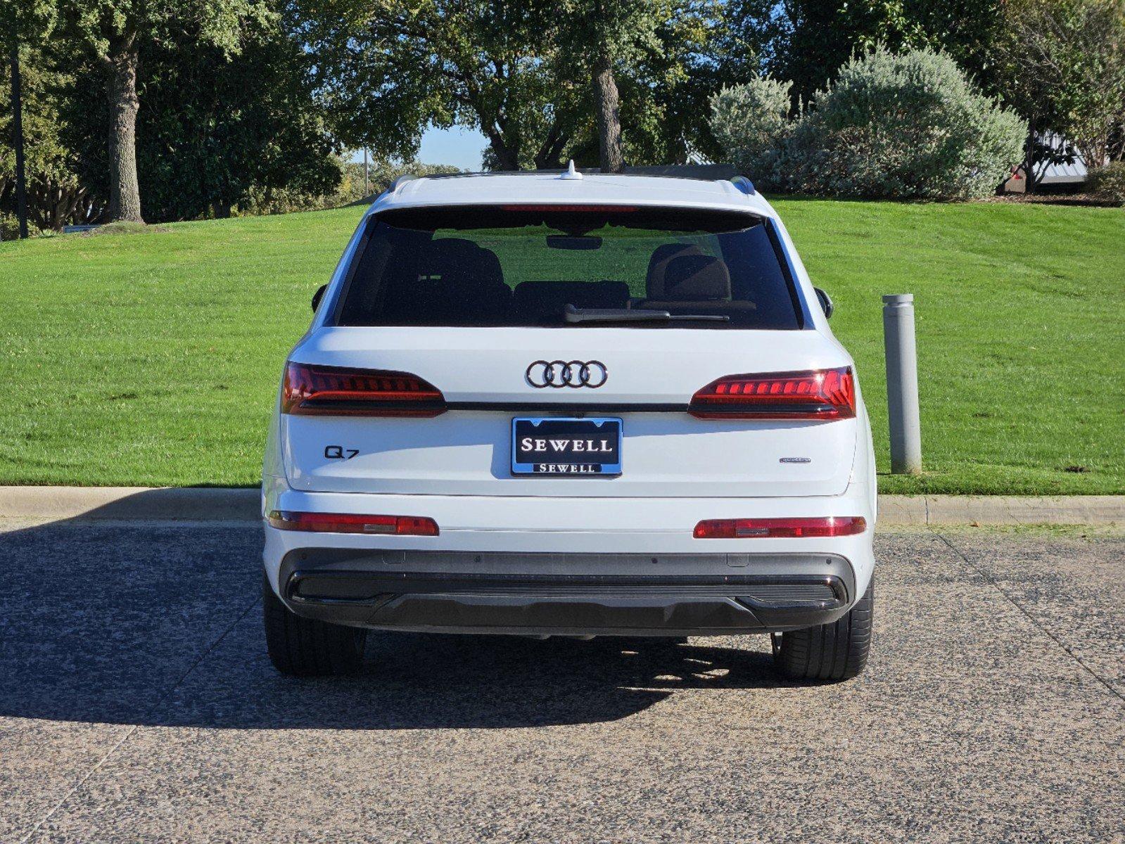 2022 Audi Q7 Vehicle Photo in Fort Worth, TX 76132