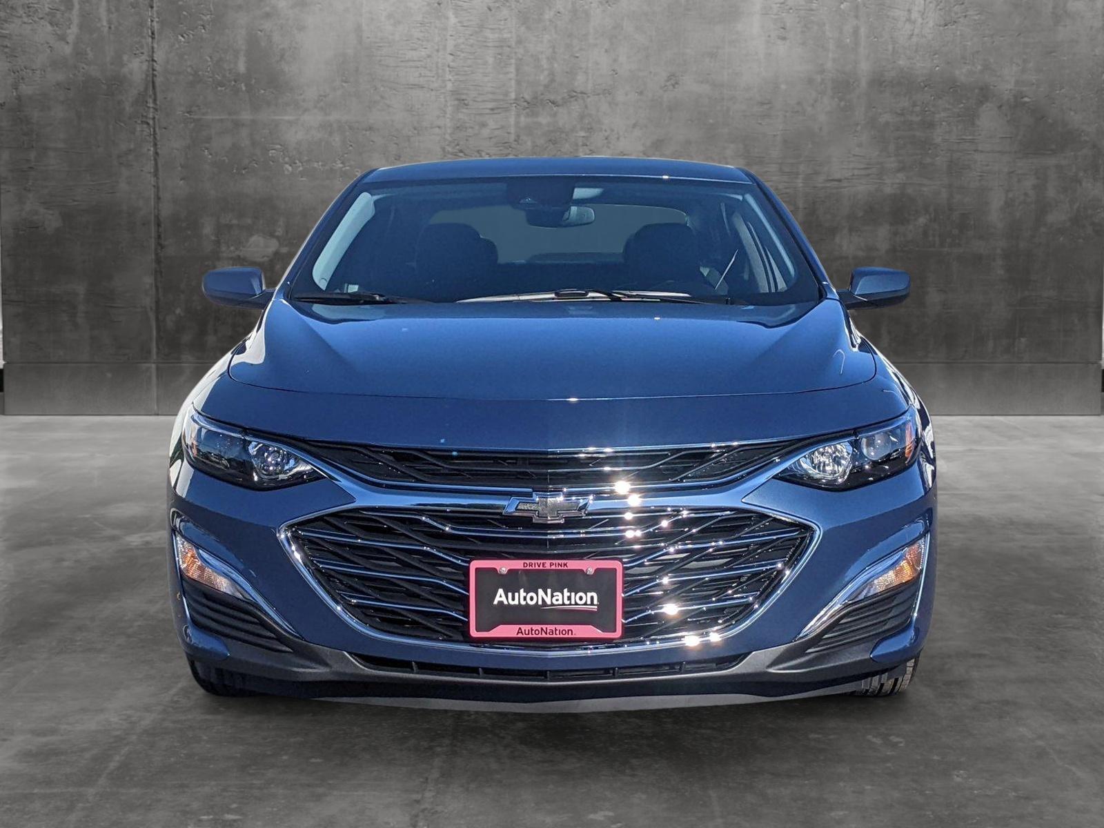 2024 Chevrolet Malibu Vehicle Photo in VALENCIA, CA 91355-1705