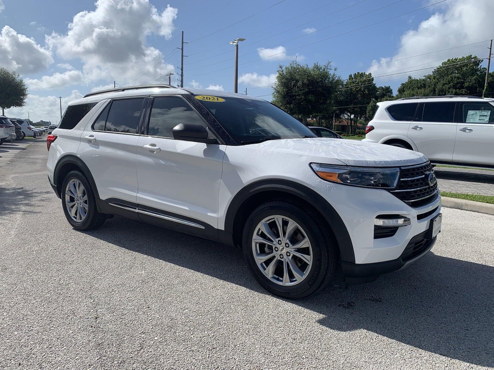 Used 2021 Ford Explorer XLT with VIN 1FMSK7DH2MGA57210 for sale in Winter Haven, FL