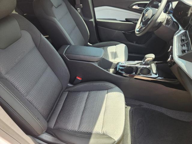 2025 Chevrolet Trax Vehicle Photo in ENNIS, TX 75119-5114