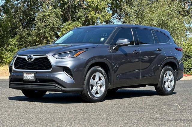 2021 Toyota Highlander Vehicle Photo in ELK GROVE, CA 95757-8703