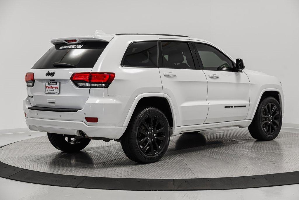 2018 Jeep Grand Cherokee Vehicle Photo in AKRON, OH 44320-4088