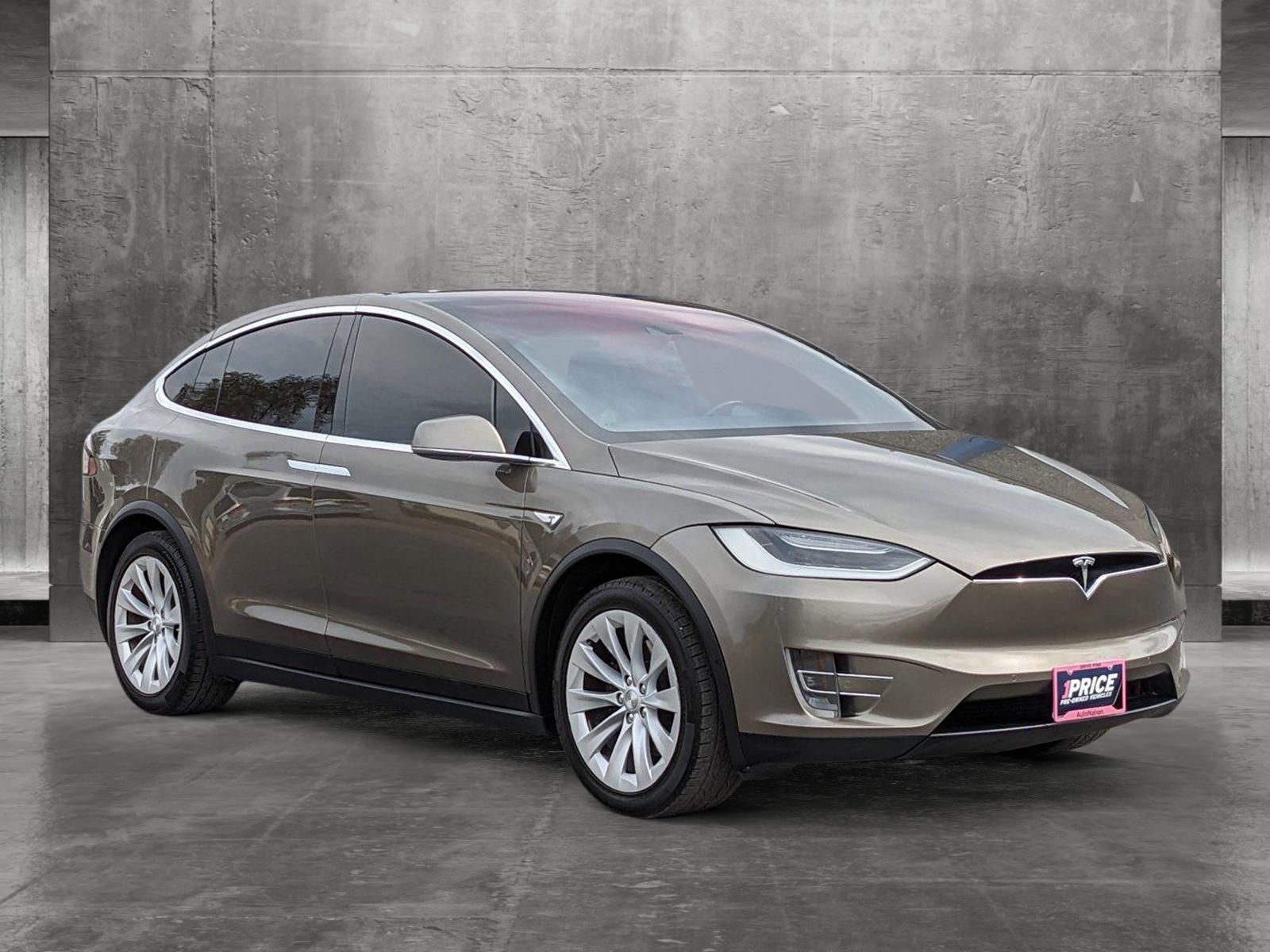 2016 Tesla Model X Vehicle Photo in Spokane Valley, WA 99212