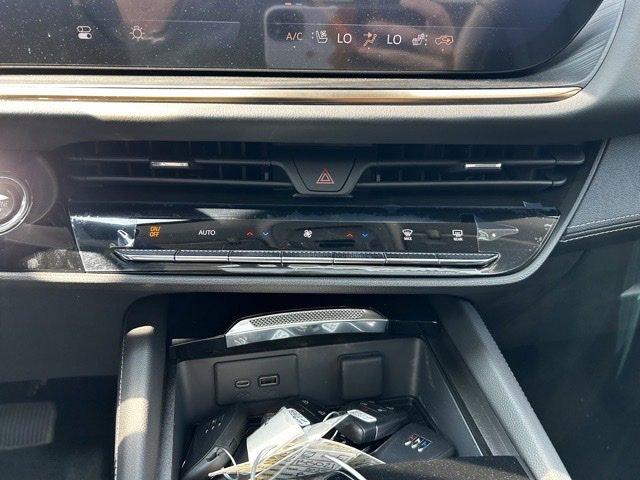 2024 Buick Envision Vehicle Photo in JACKSON, MI 49202-1834