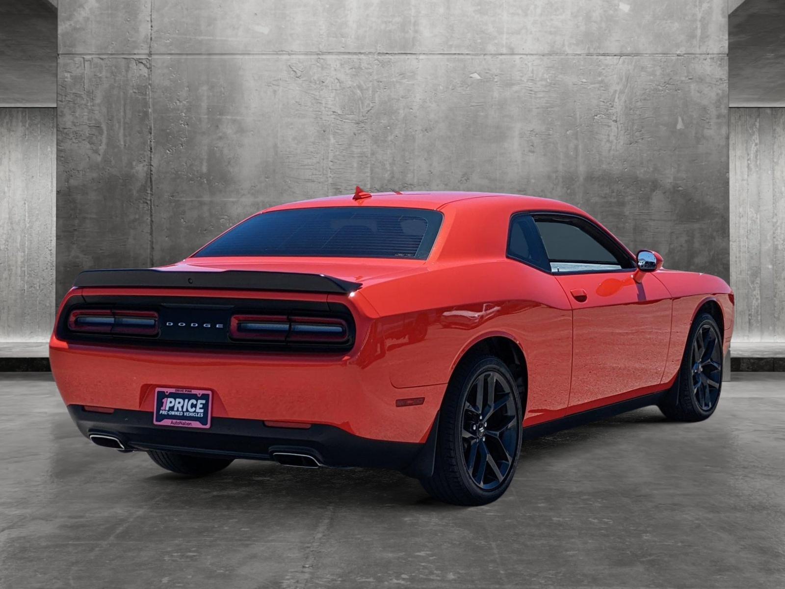 2019 Dodge Challenger Vehicle Photo in VALENCIA, CA 91355-1705