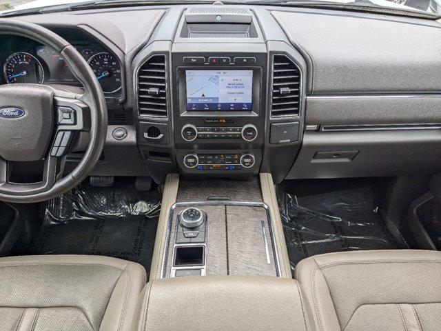 2021 Ford Expedition Vehicle Photo in BRUNSWICK, GA 31525-1881