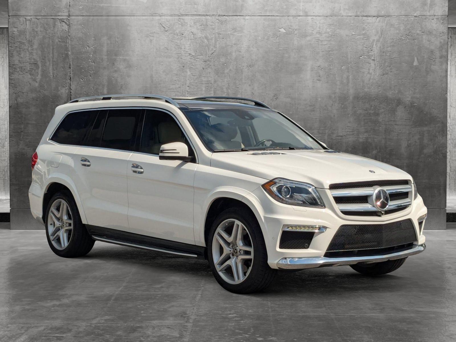 2015 Mercedes-Benz GL-Class Vehicle Photo in St. Petersburg, FL 33713