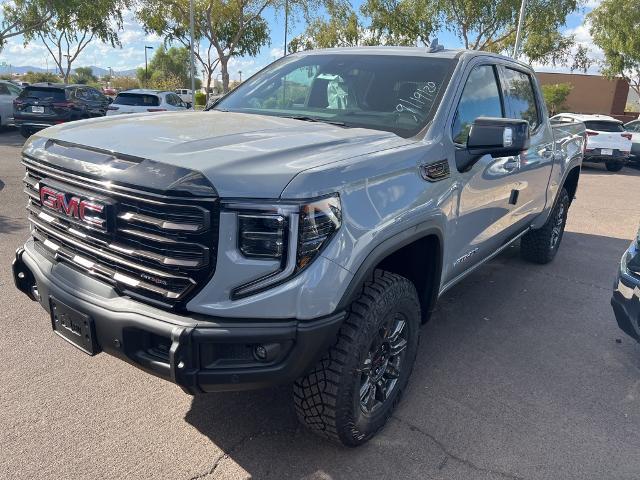 2025 GMC Sierra 1500 Vehicle Photo in GOODYEAR, AZ 85338-1310