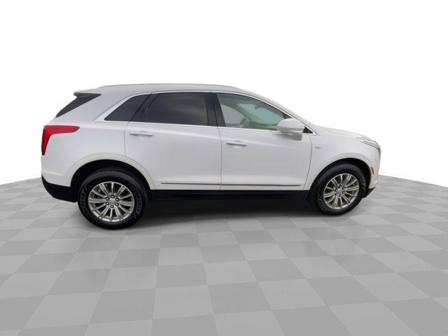 2017 Cadillac XT5 Vehicle Photo in WILLIAMSVILLE, NY 14221-4303