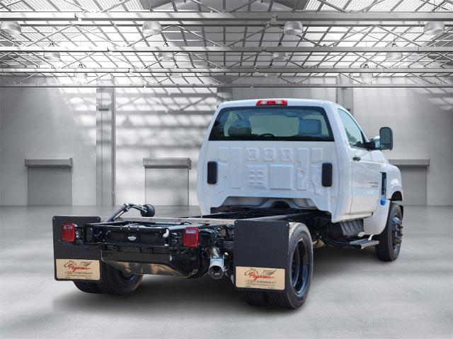 2024 Chevrolet Silverado Chassis Cab Vehicle Photo in Weatherford, TX 76087