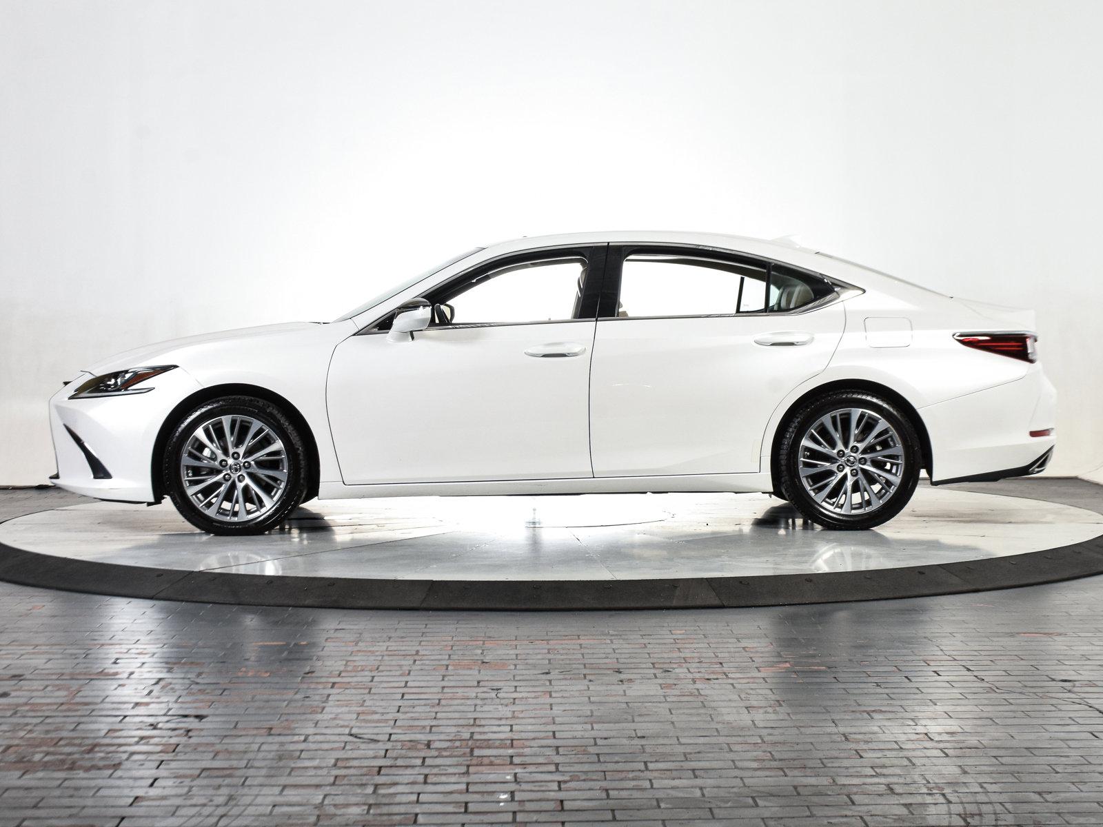 2020 Lexus ES 350 Vehicle Photo in DALLAS, TX 75235