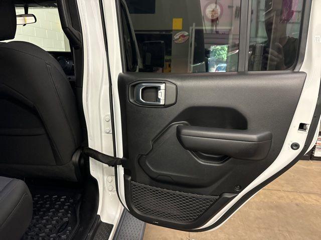 2021 Jeep Gladiator Vehicle Photo in MEDINA, OH 44256-9631