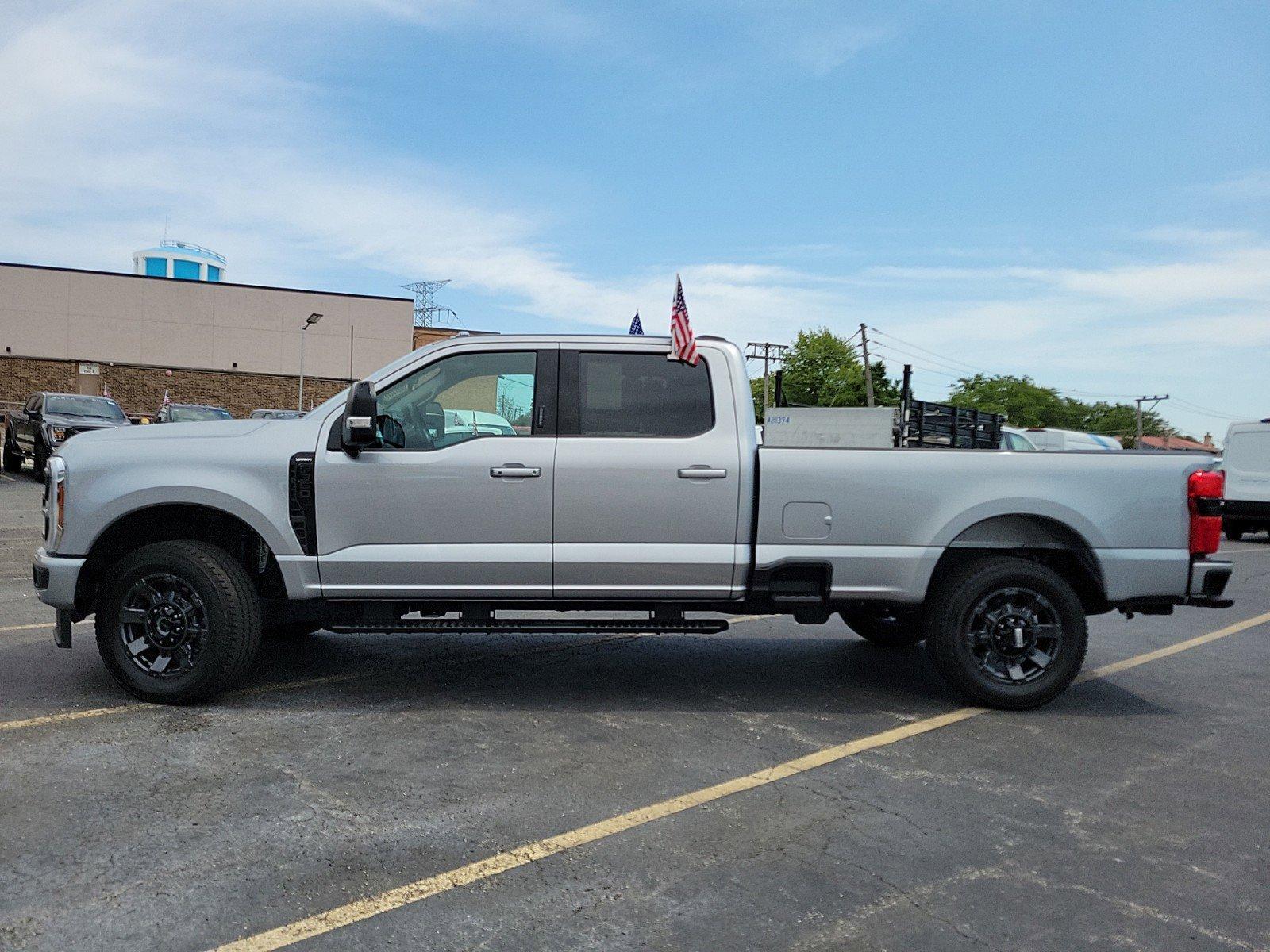 2024 Ford Super Duty F-350 SRW Vehicle Photo in Saint Charles, IL 60174