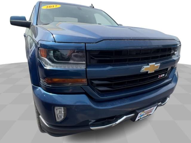 2017 Chevrolet Silverado 1500 Vehicle Photo in MASSENA, NY 13662-2255