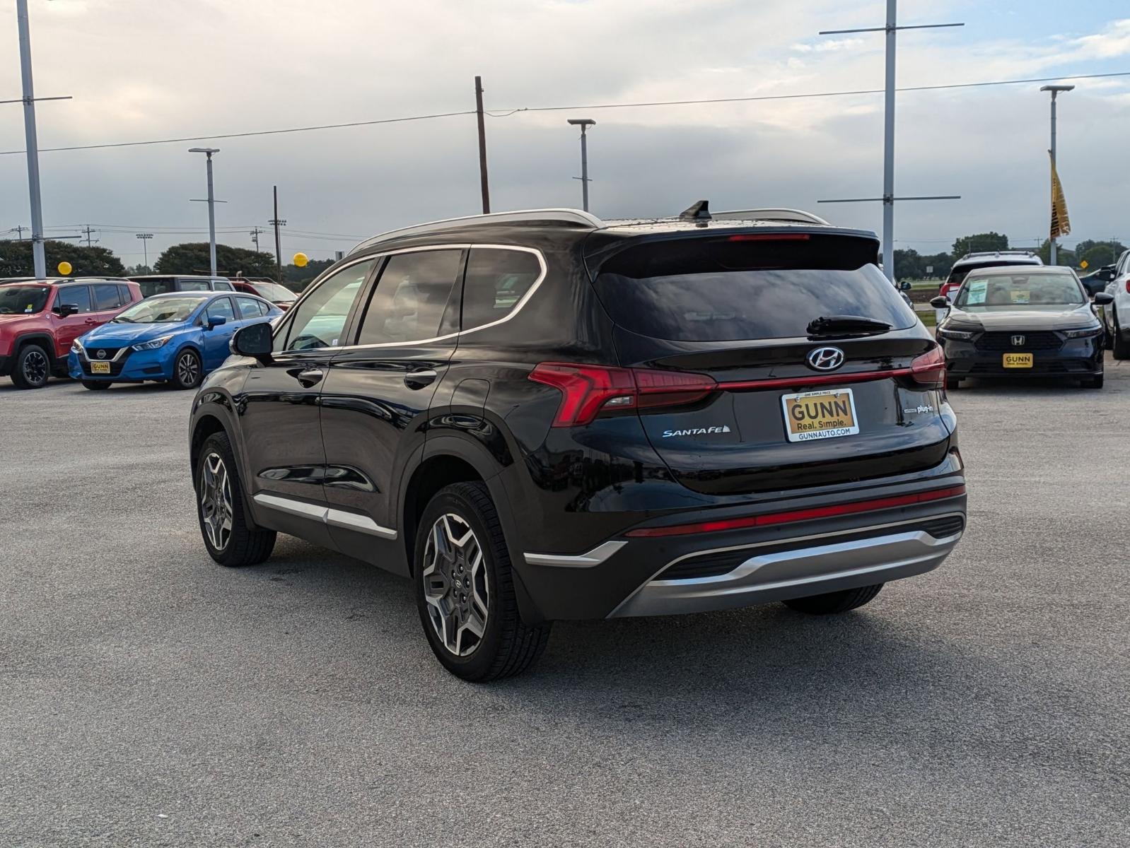 2022 Hyundai SANTA FE Plug-In Hybrid Vehicle Photo in Seguin, TX 78155