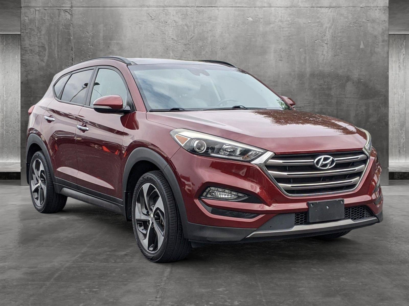 2016 Hyundai TUCSON Vehicle Photo in Cockeysville, MD 21030