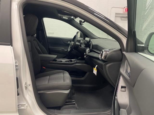 2025 Chevrolet Equinox Vehicle Photo in ROGERS, MN 55374-9422