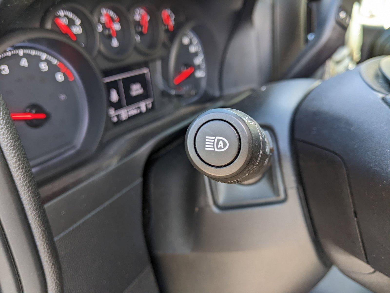 2022 Chevrolet Silverado 1500 Vehicle Photo in TIMONIUM, MD 21093-2300