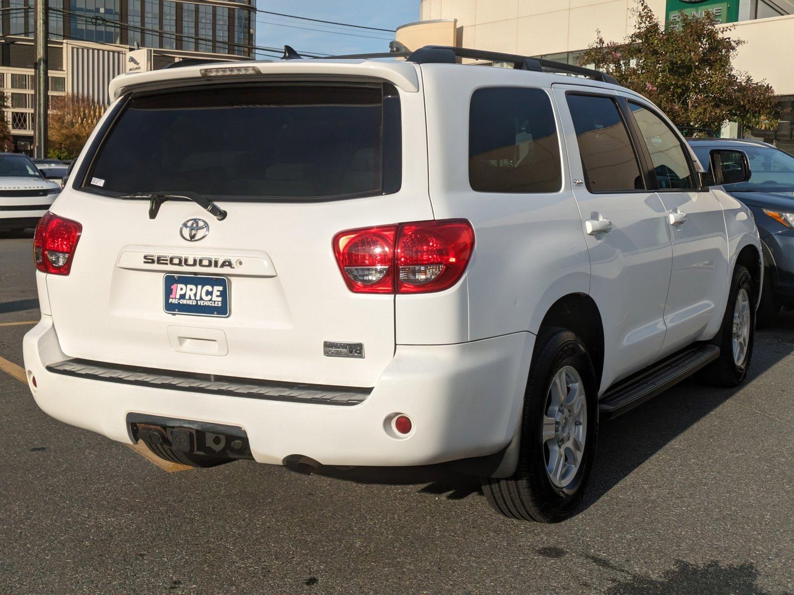 2016 Toyota Sequoia Vehicle Photo in Bethesda, MD 20852