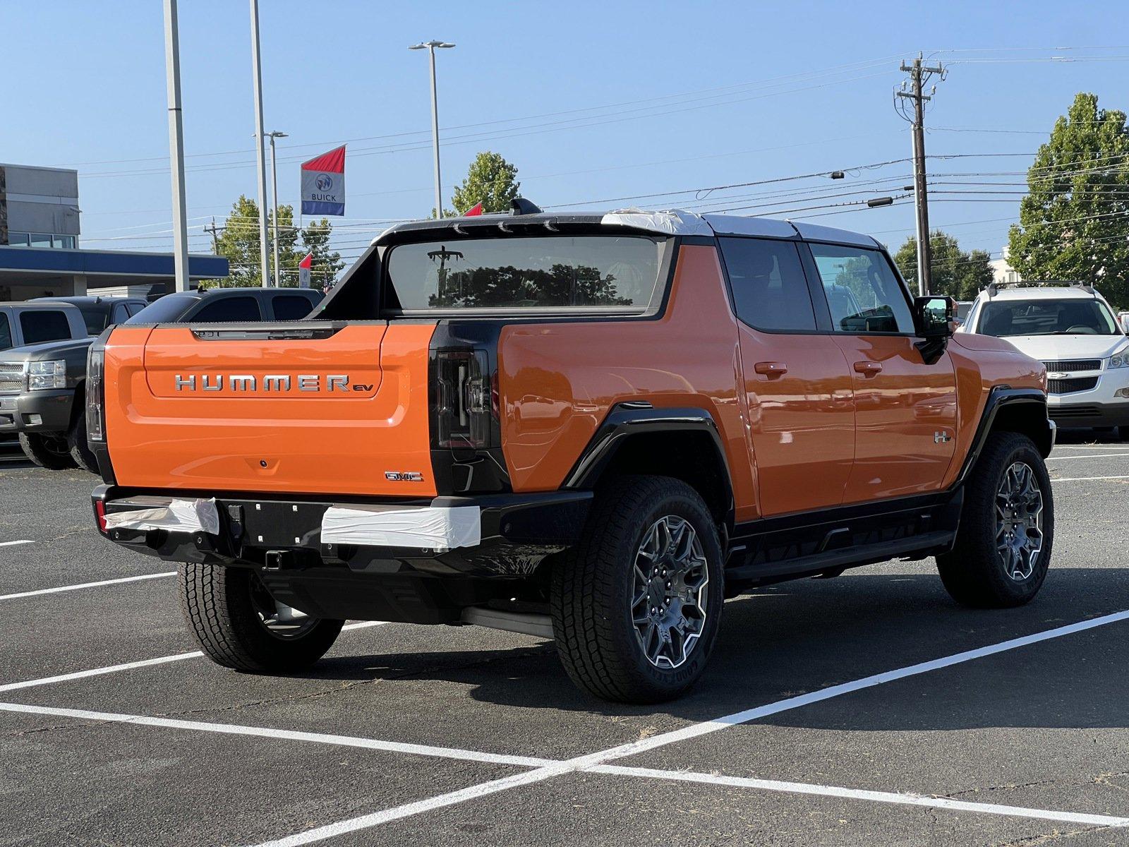 2024 GMC HUMMER EV Pickup Vehicle Photo in MONROE, NC 28110-8431