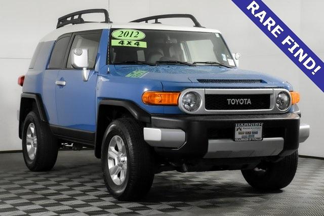 2012 Toyota FJ Cruiser Vehicle Photo in Puyallup, WA 98371