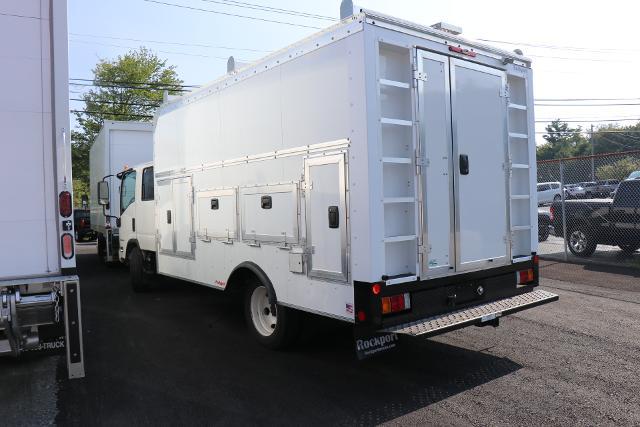 2024 Chevrolet Low Cab Forward 4500 Vehicle Photo in MONTICELLO, NY 12701-3853