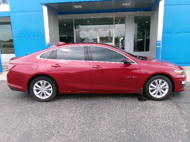 Certified 2019 Chevrolet Malibu 1LT with VIN 1G1ZD5ST3KF191437 for sale in Wahpeton, ND