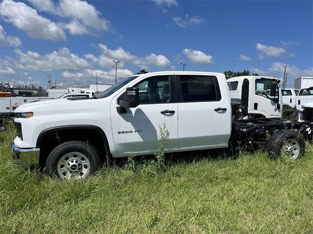 2024 Chevrolet Silverado 3500 HD Vehicle Photo in ALCOA, TN 37701-3235