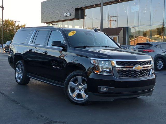 2020 Chevrolet Suburban Vehicle Photo in Highland, IN 46322-2506