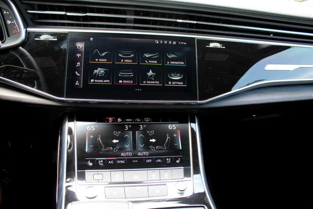 2024 Audi Q7 Vehicle Photo in HOUSTON, TX 77090