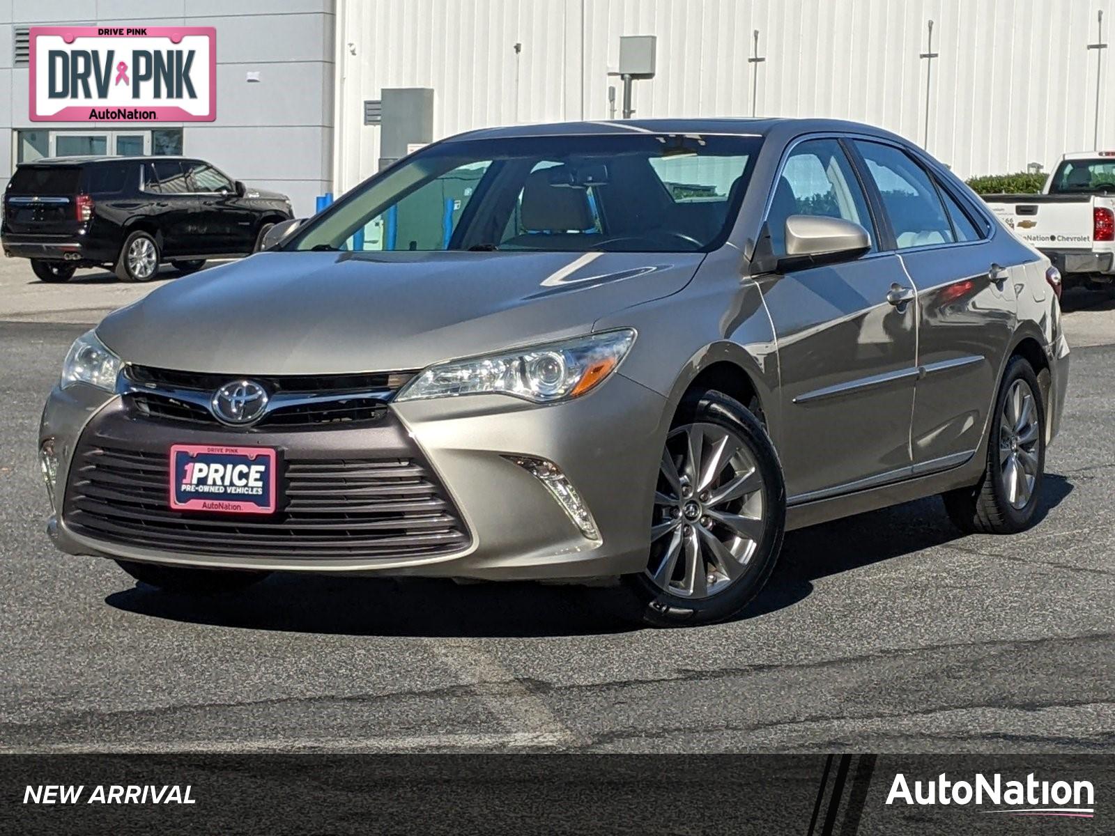 2016 Toyota Camry Vehicle Photo in TIMONIUM, MD 21093-2300