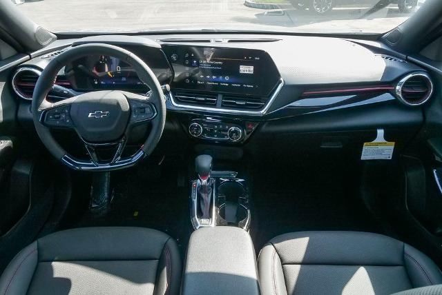 2025 Chevrolet Trax Vehicle Photo in VENTURA, CA 93003-8585