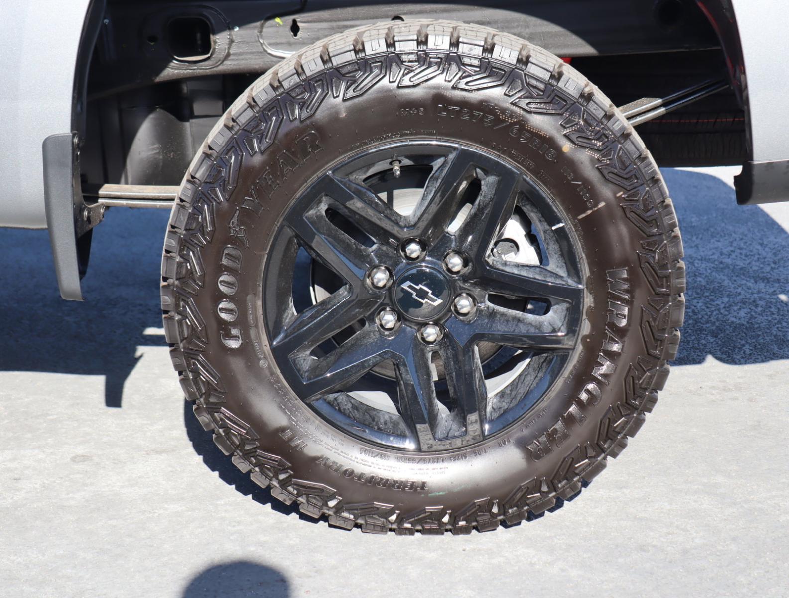 2025 Chevrolet Silverado 1500 Vehicle Photo in LOS ANGELES, CA 90007-3794