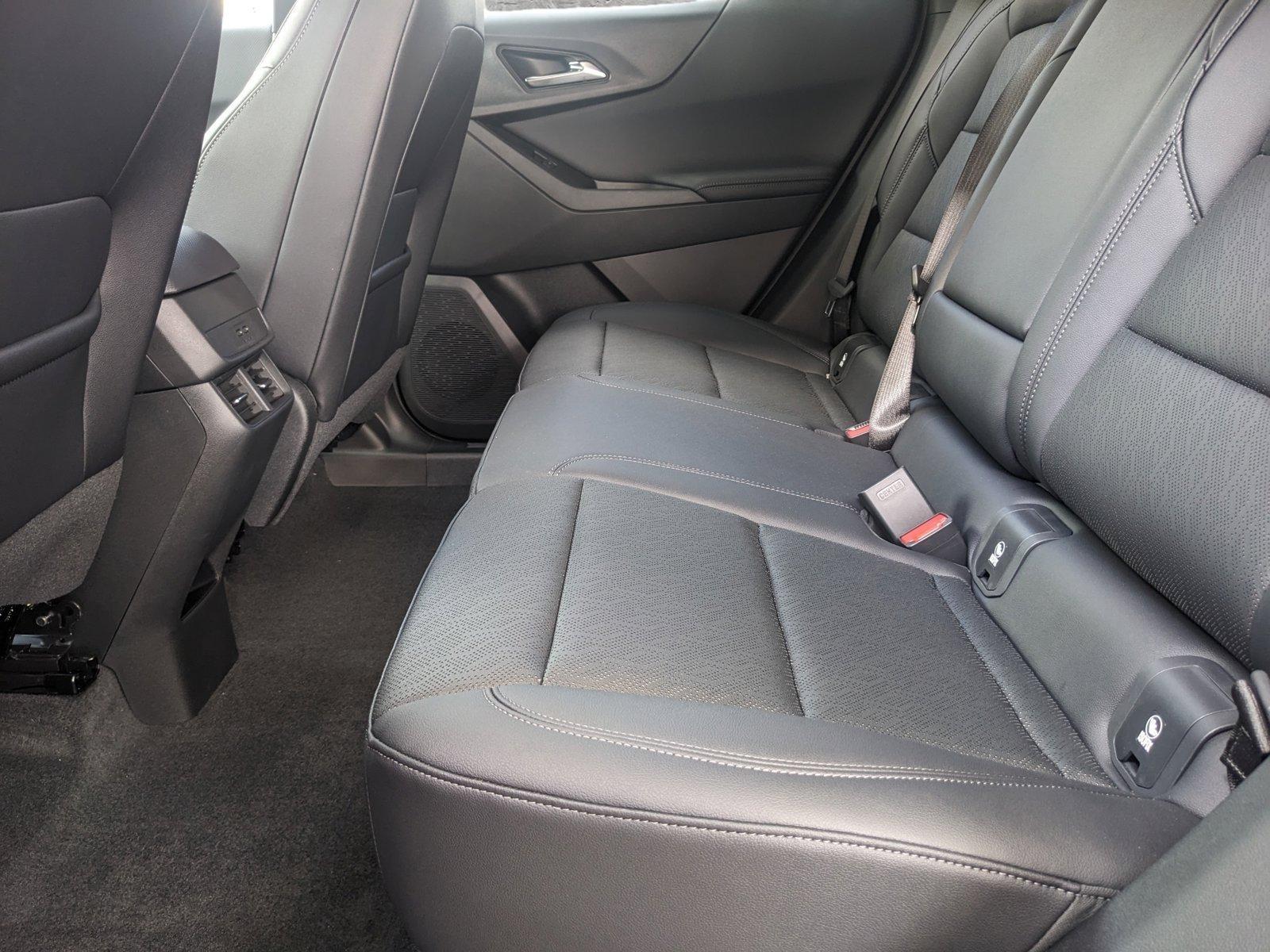 2025 Chevrolet Equinox Vehicle Photo in GREENACRES, FL 33463-3207